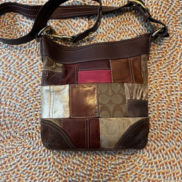 Coach Y2K Signature Patchwork Crossbody shoulder Bag Vintage Y2K - Picture 1 of 16